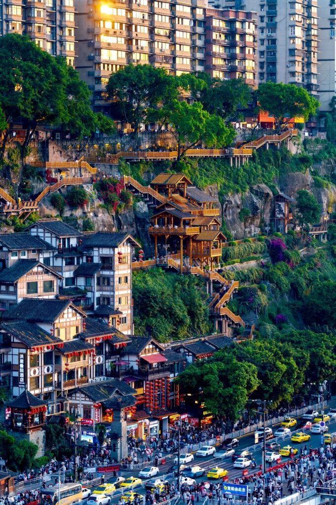 Exploring Chongqing’s Natural Wonders: Mountains, Rivers, and Hidden Landscapes